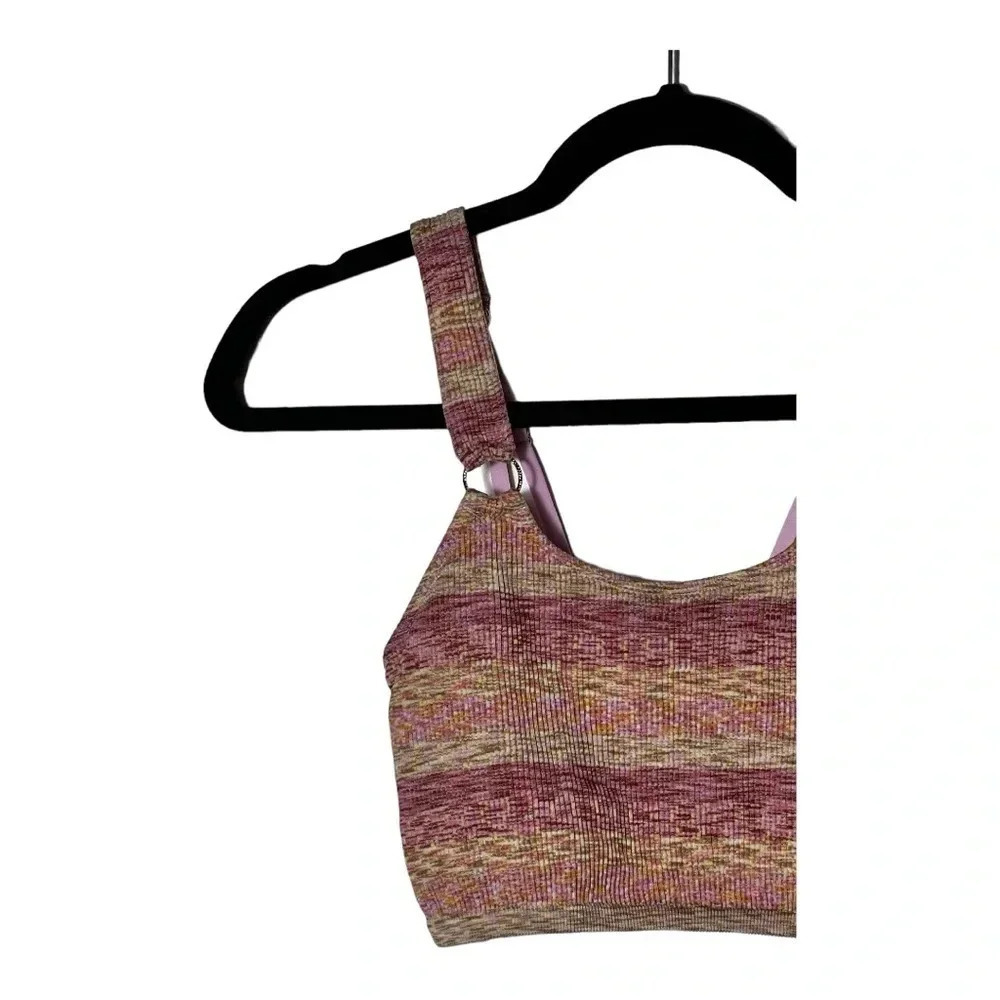 1931. AERIE CROPPED TOP RIBBED WITH BUILT IN BRA SIZE SMALL GOLD RING STRAPS - Picture 4 of 8